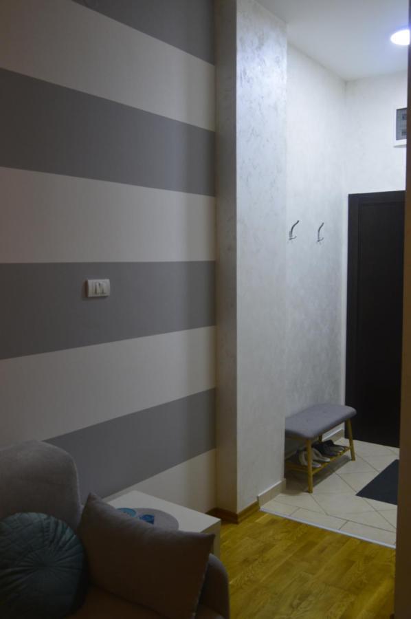 Teodora Lux Apartman Free Privat Parking Apartment Novi Sad Bagian luar foto