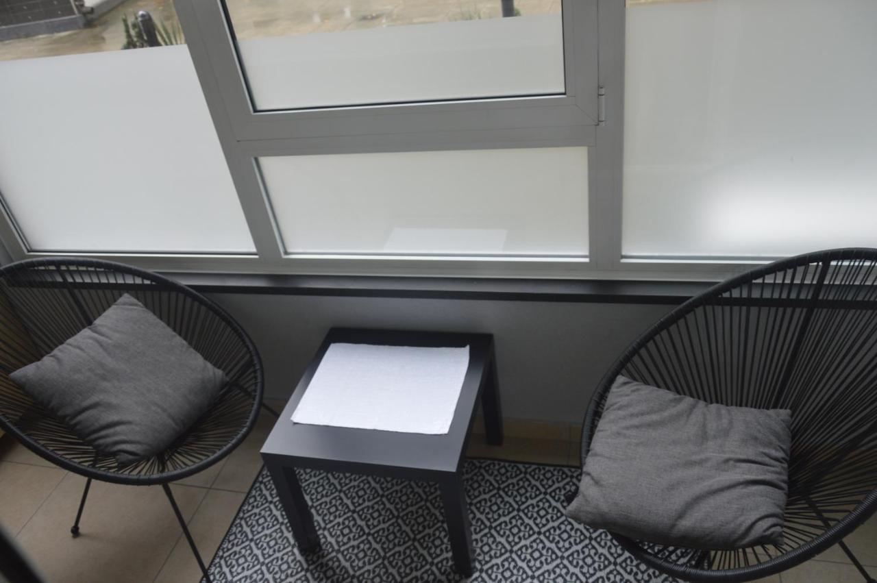 Teodora Lux Apartman Free Privat Parking Apartment Novi Sad Bagian luar foto